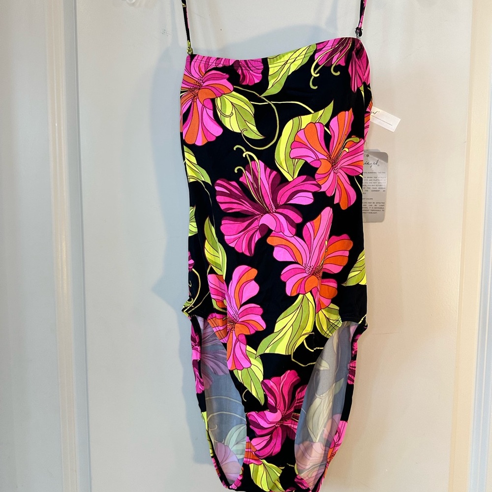 NWT Spiegal Floral Halter/Strapless Removable Strap One Piece Bathing-suit, 6